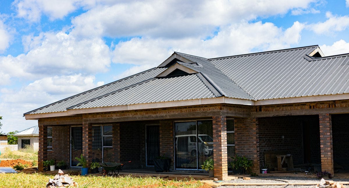 Mastering Your Project Costs: Using A Standing Seam Metal Roof Material Calculator