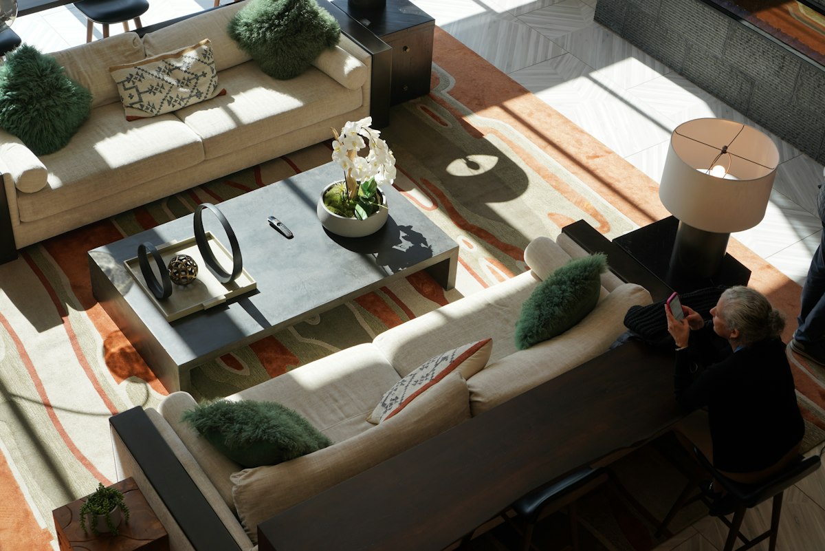 Selecting and Managing Home Renovation Contractors for Your Next Project